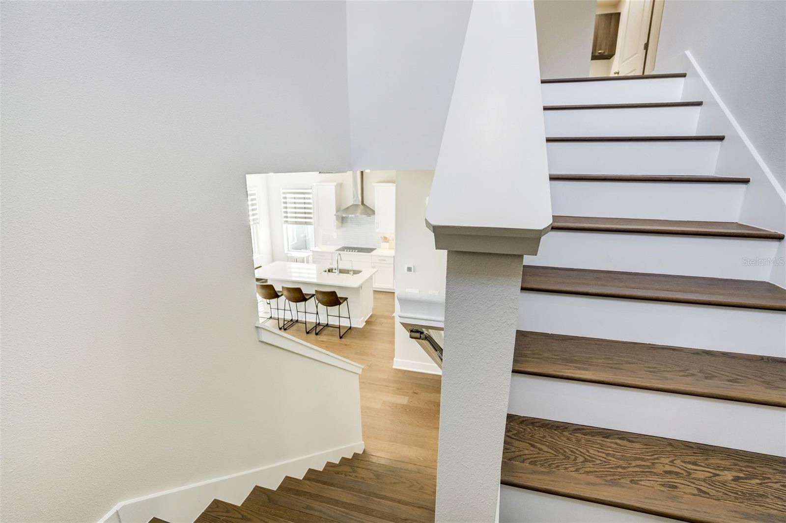 Image 15 of 29 For 2716 13th Avenue N