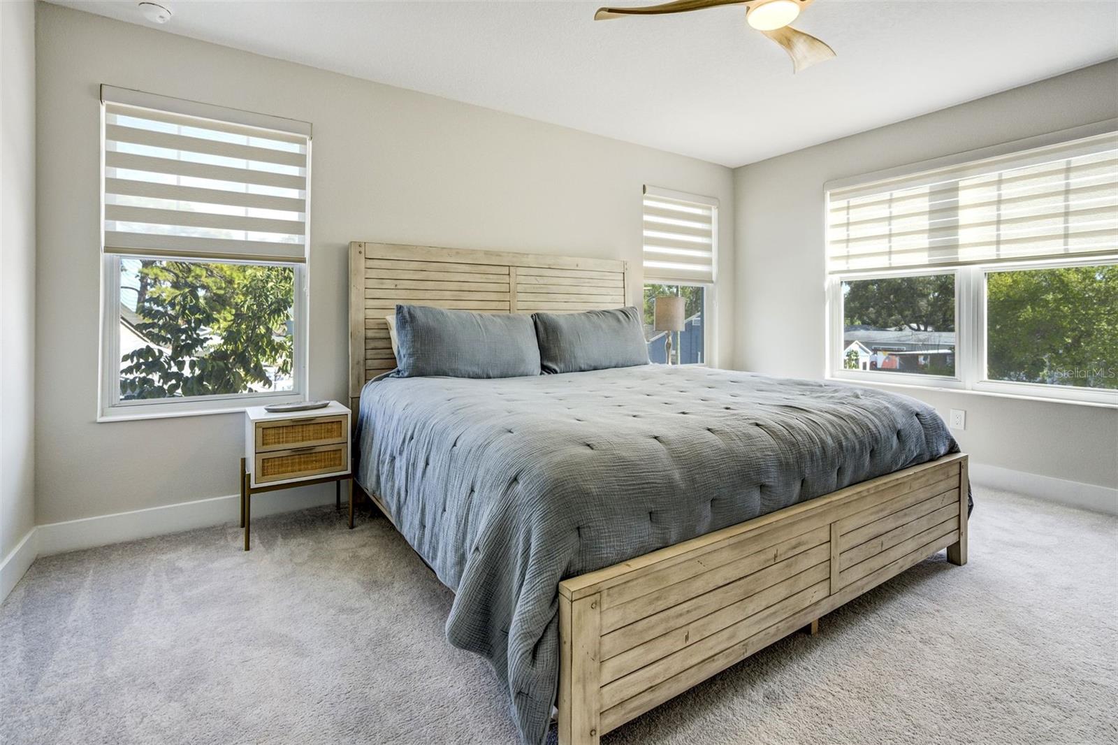 Image 16 of 29 For 2716 13th Avenue N