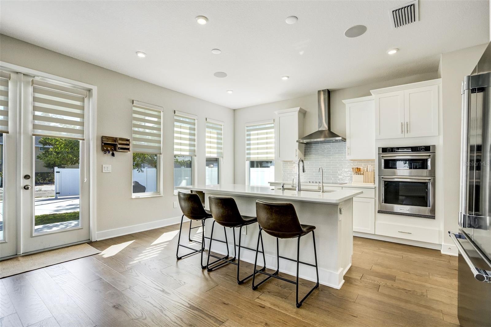 Image 4 of 29 For 2716 13th Avenue N