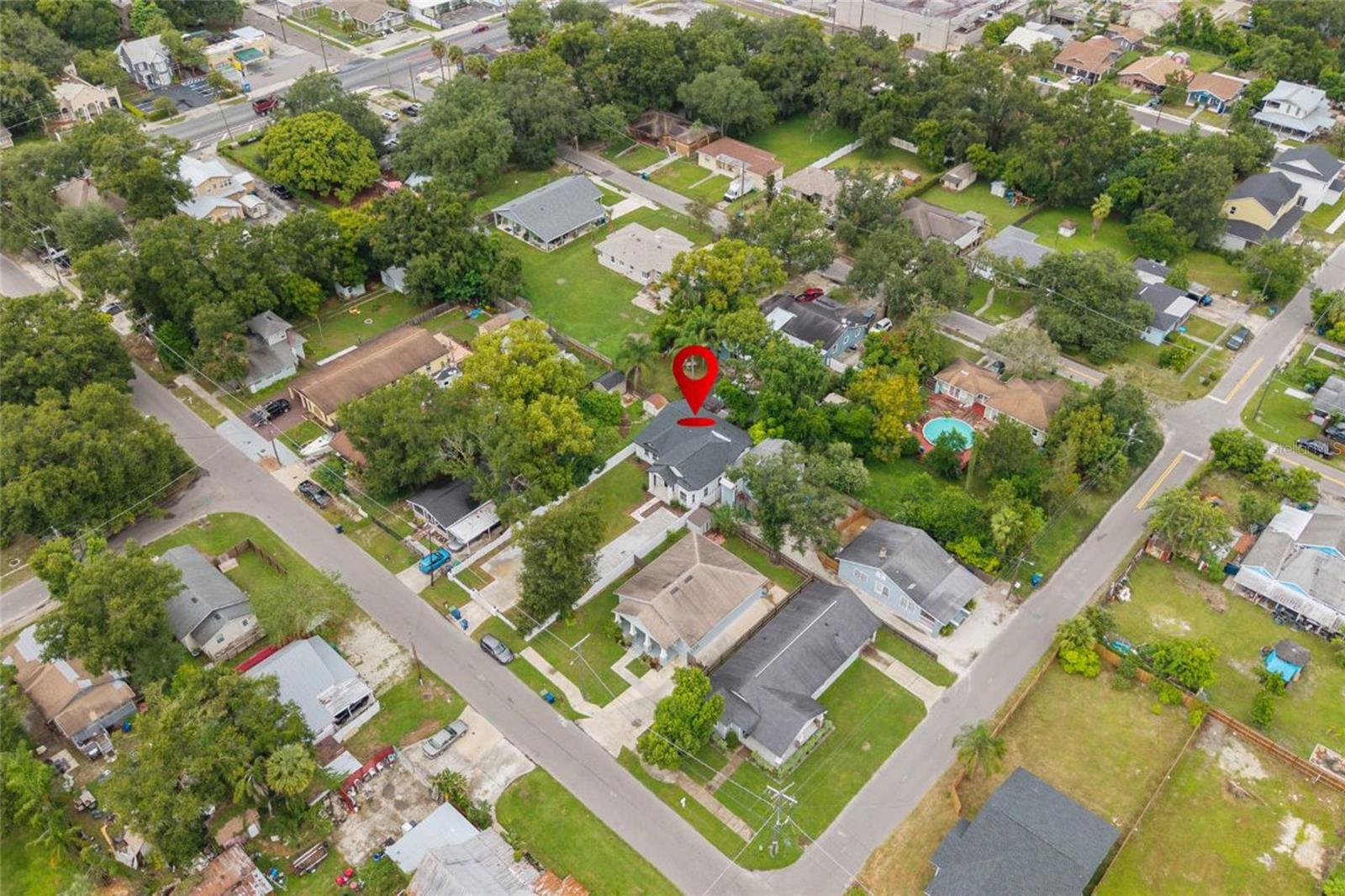 Image 26 of 31 For 914 North Bay Street