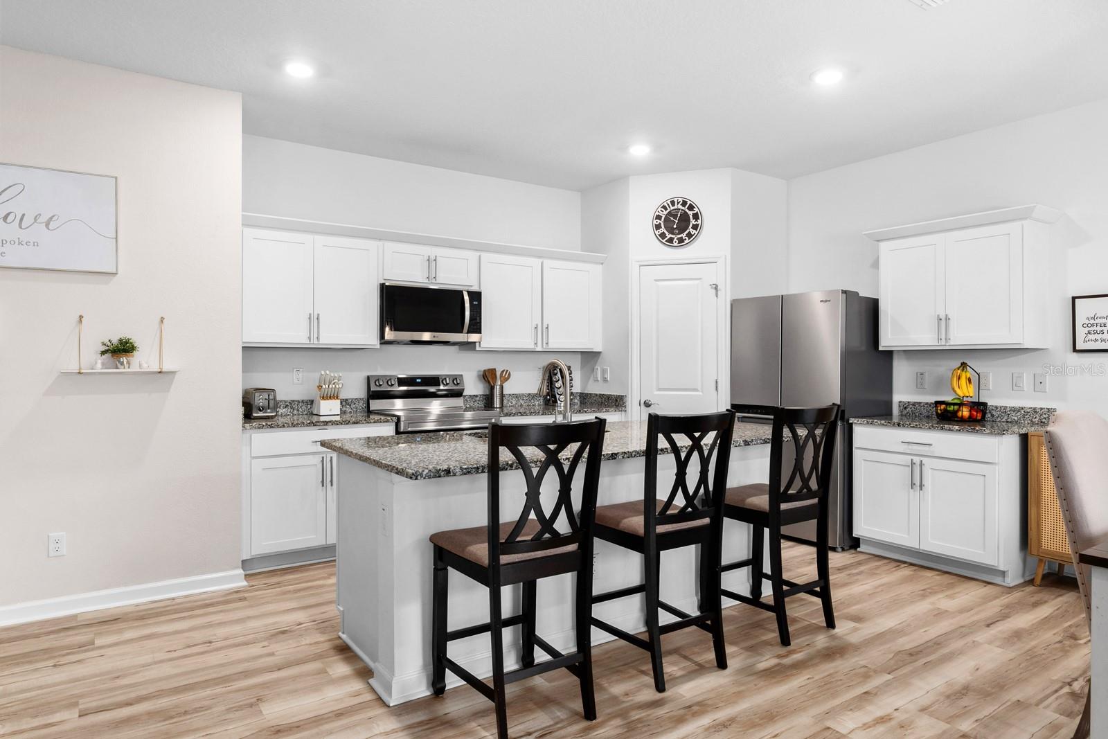 Image 11 of 31 For 11691 Adam Lee Way