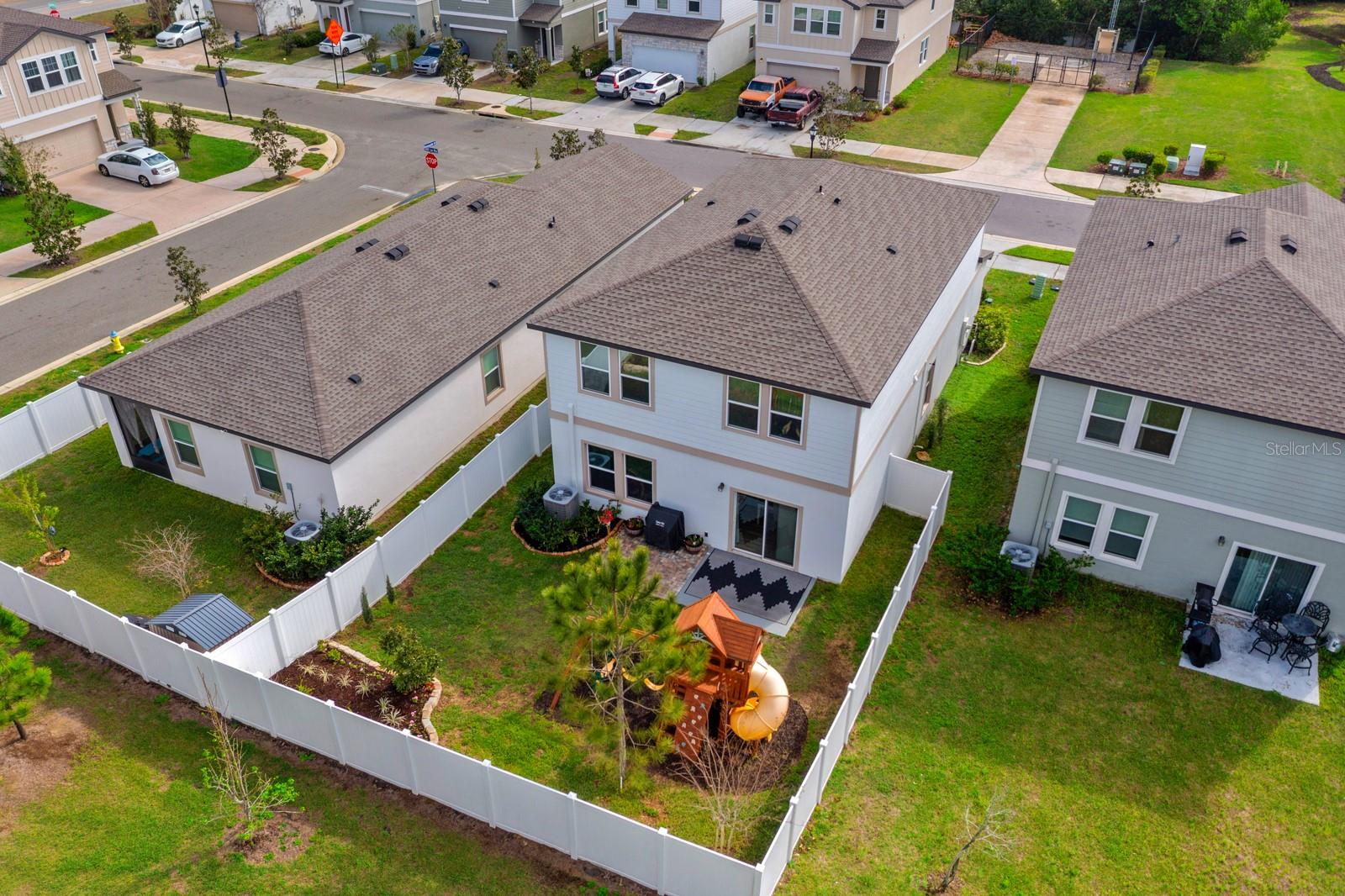 Image 25 of 31 For 11691 Adam Lee Way