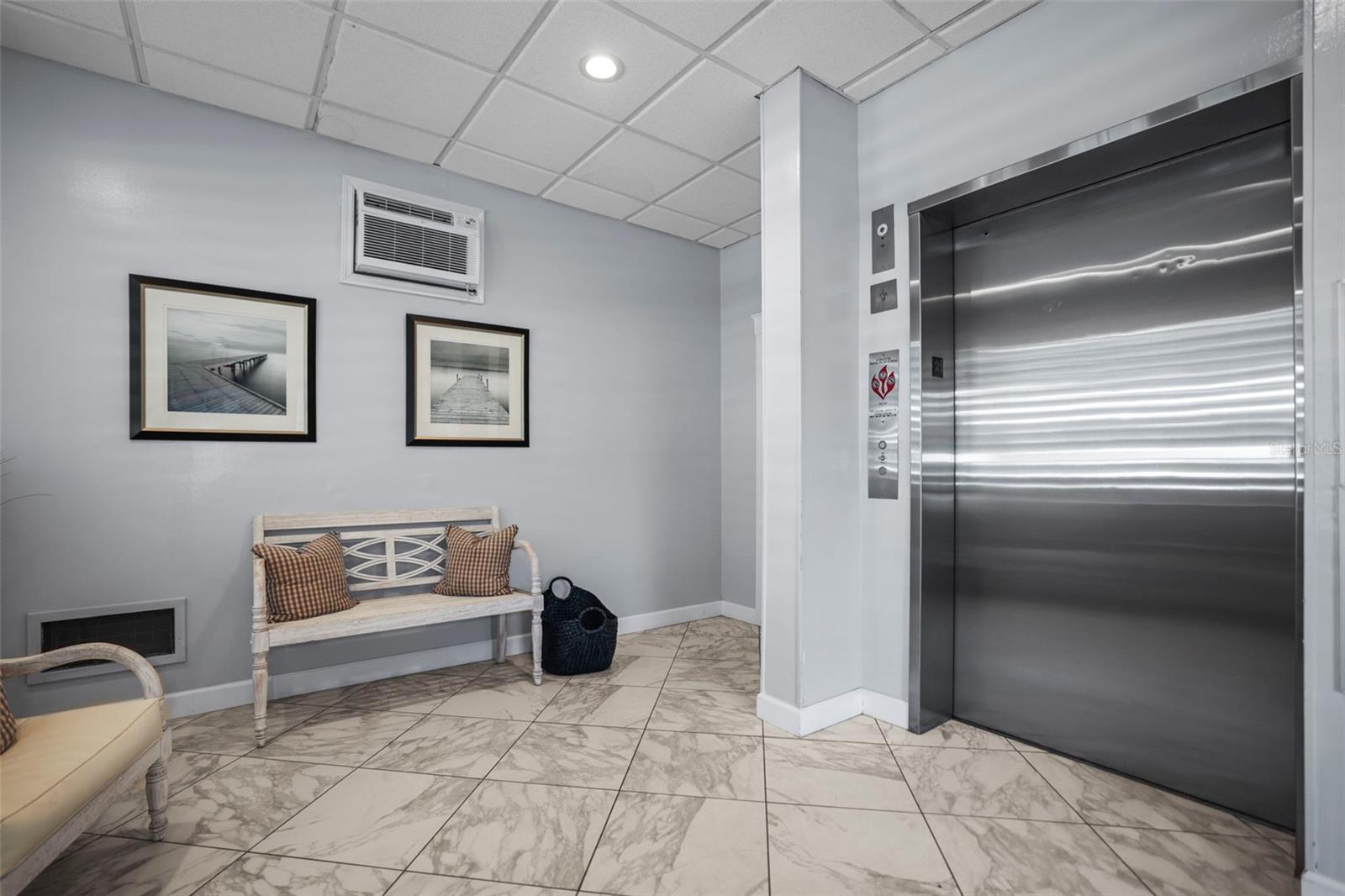 Image 36 of 55 For 5 Island Park Place 206