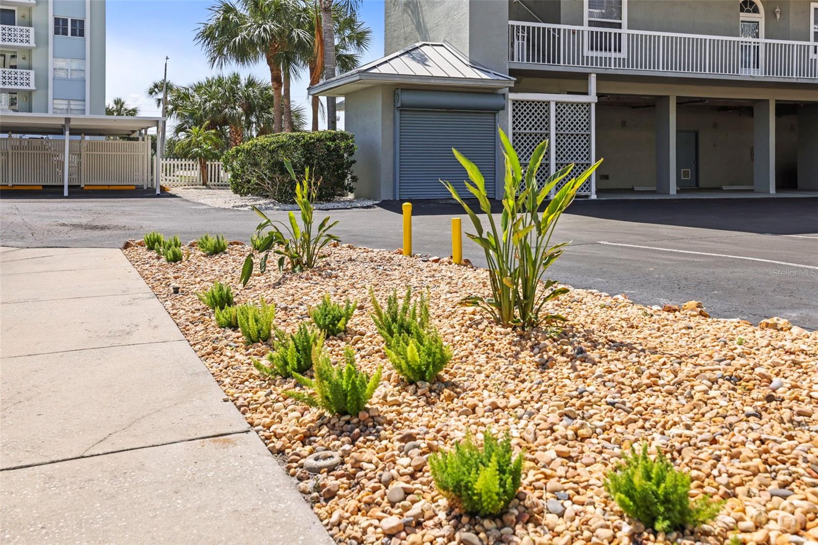 Image 47 of 55 For 5 Island Park Place 206