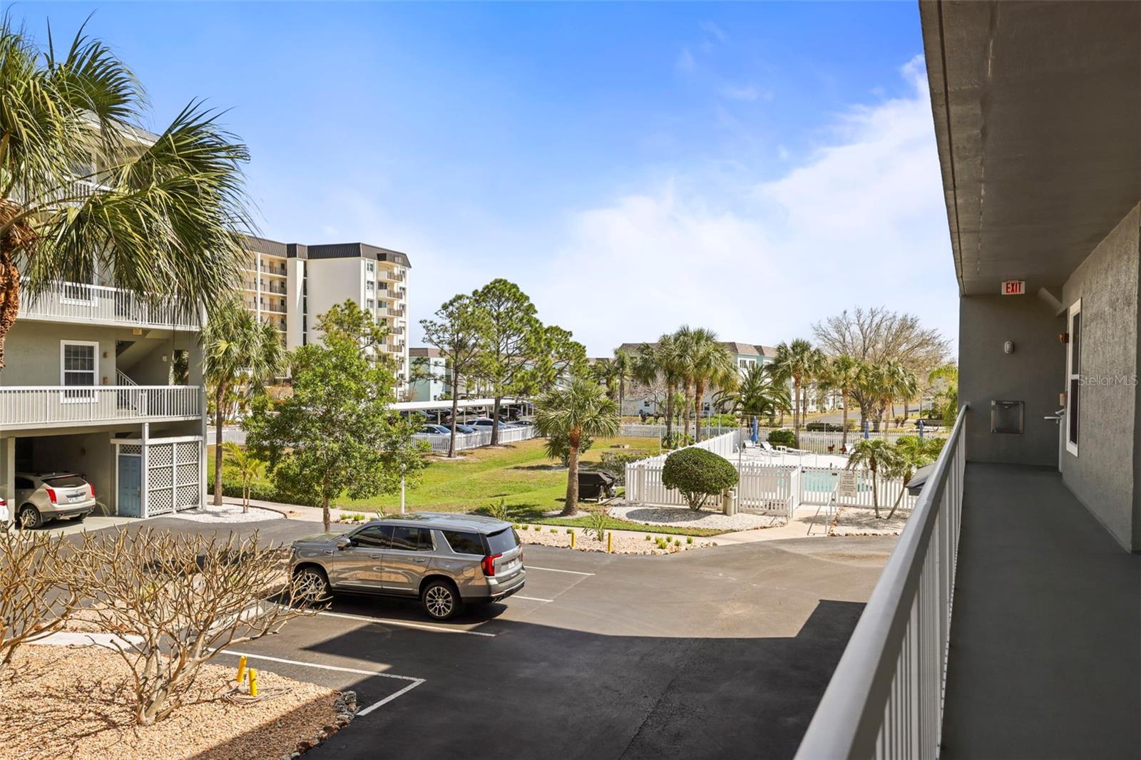 Image 51 of 55 For 5 Island Park Place 206