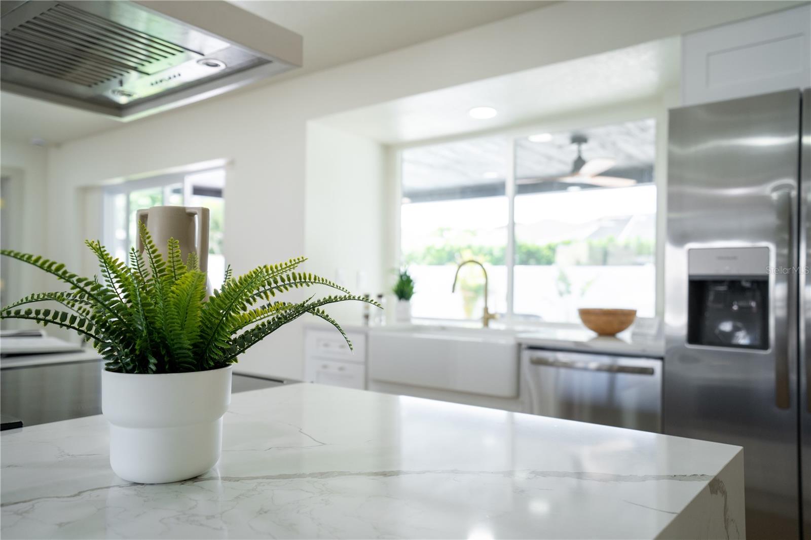 Image 12 of 59 For 13956 80th Avenue