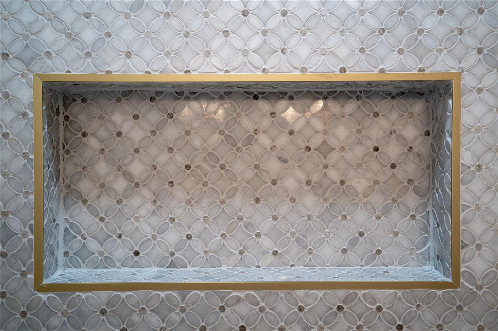 Image 29 of 59 For 13956 80th Avenue