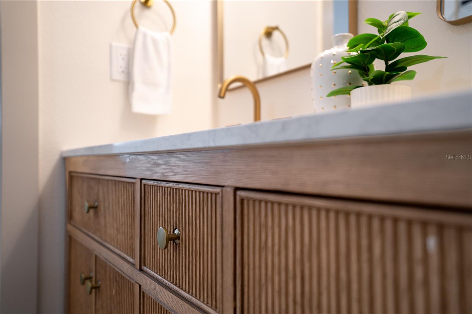 Image 30 of 59 For 13956 80th Avenue