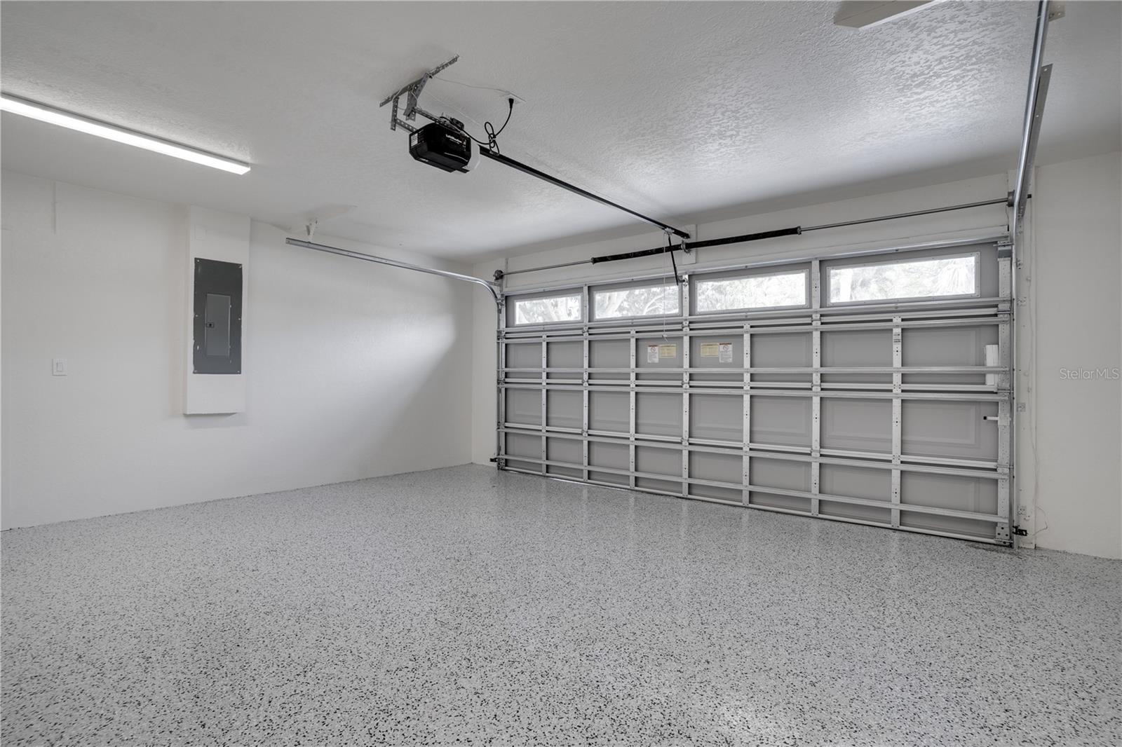 Image 41 of 59 For 13956 80th Avenue