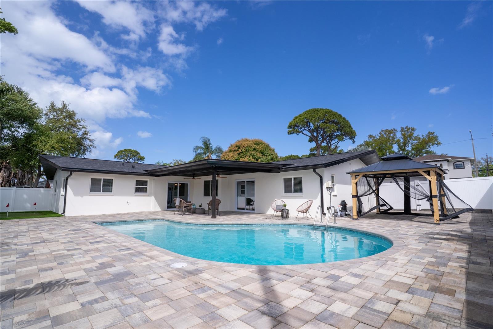 Image 45 of 59 For 13956 80th Avenue