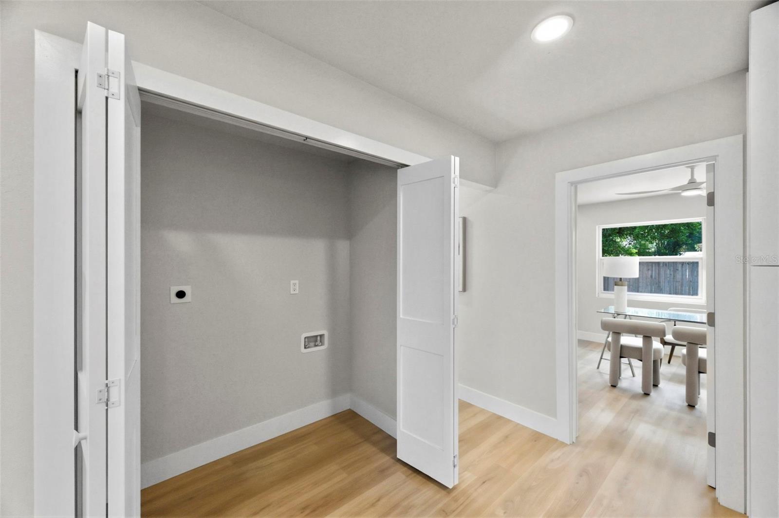 Image 11 of 41 For 2860 64th Terrace S