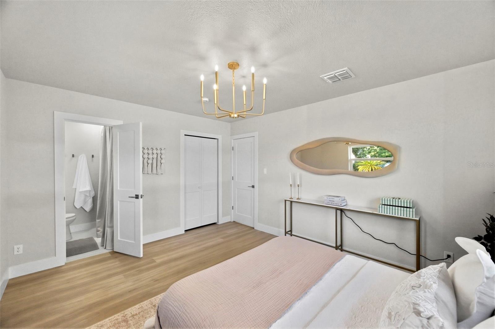 Image 17 of 41 For 2860 64th Terrace S