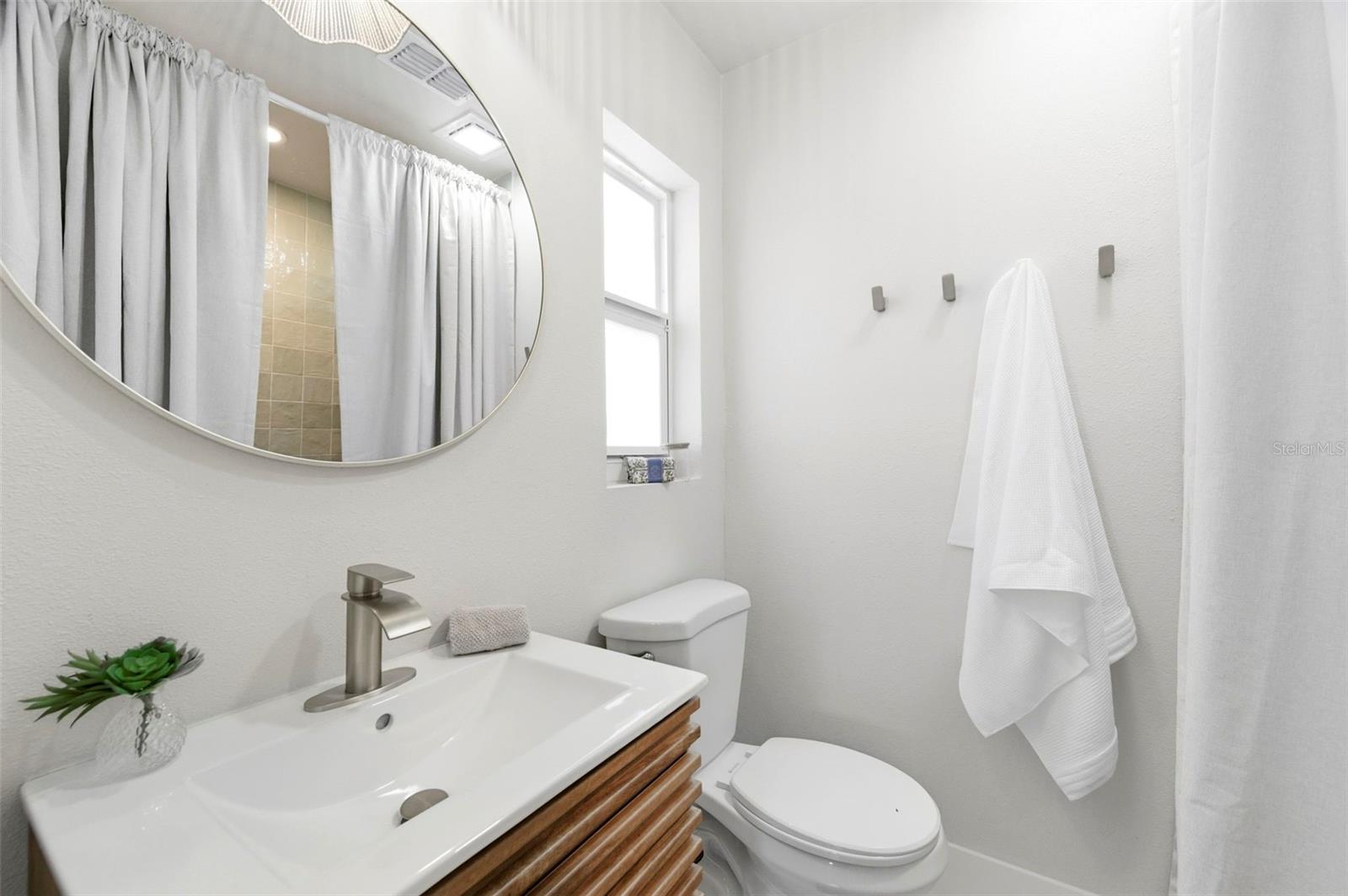 Image 21 of 41 For 2860 64th Terrace S