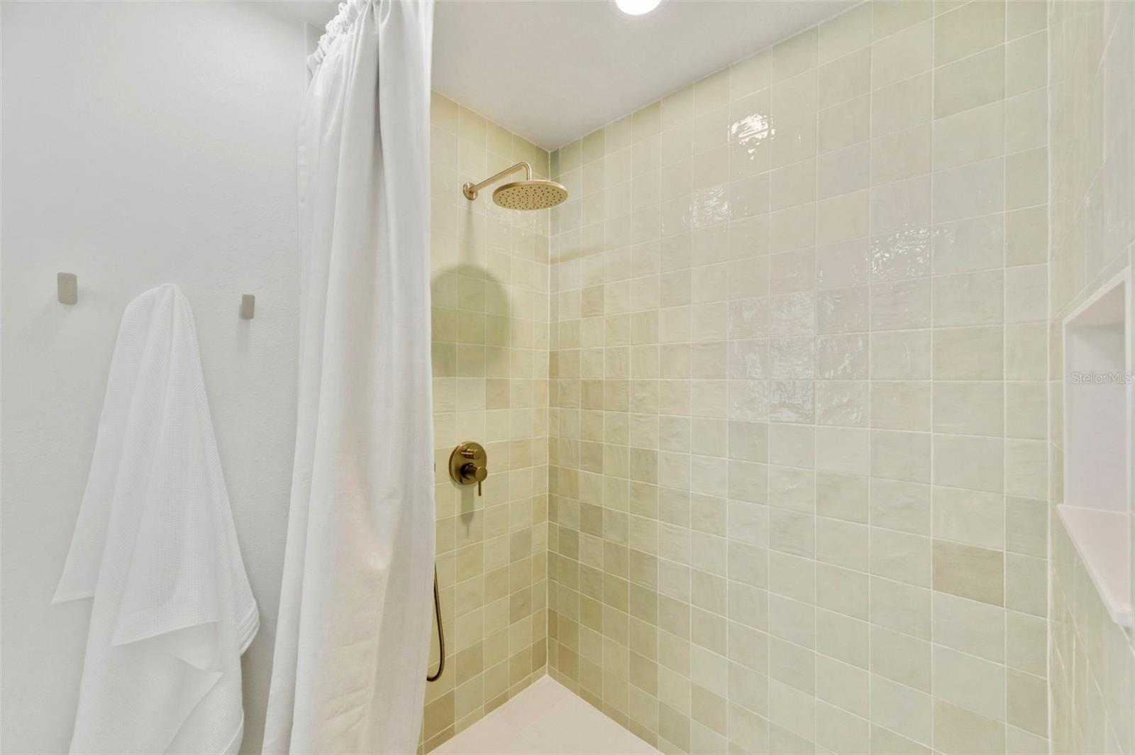 Image 22 of 41 For 2860 64th Terrace S