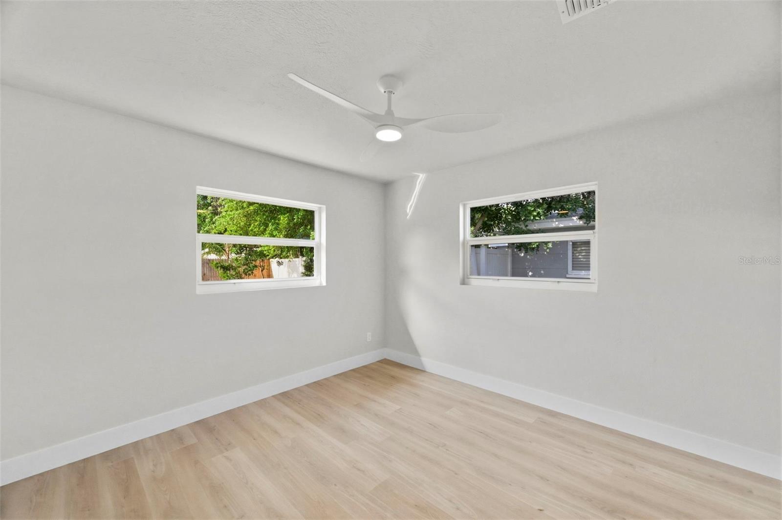 Image 23 of 41 For 2860 64th Terrace S