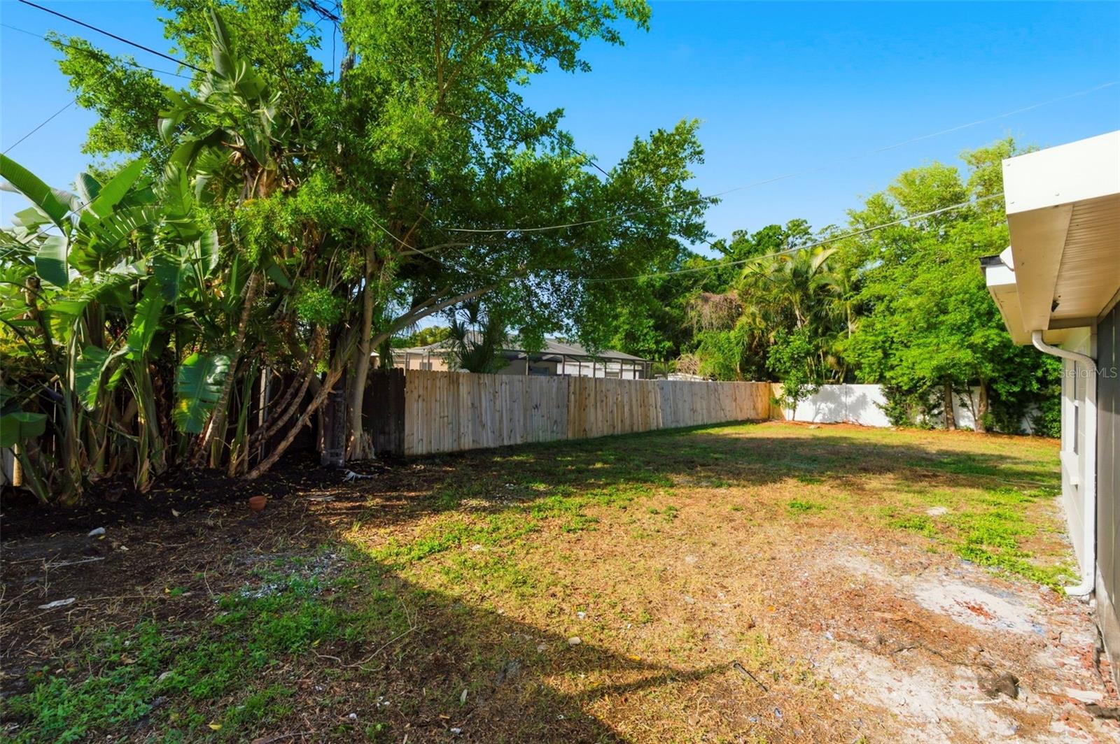 Image 33 of 41 For 2860 64th Terrace S