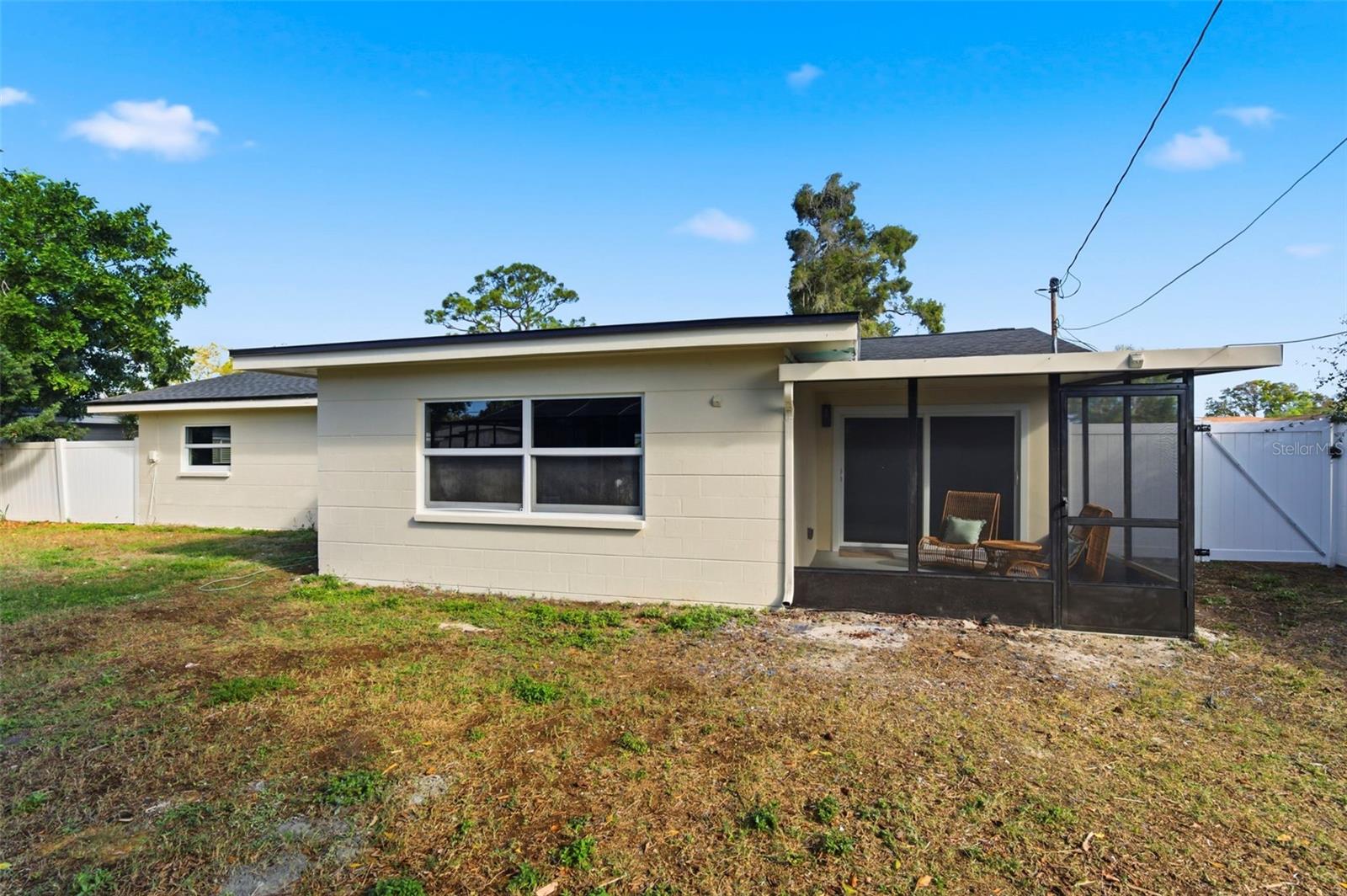 Image 34 of 41 For 2860 64th Terrace S