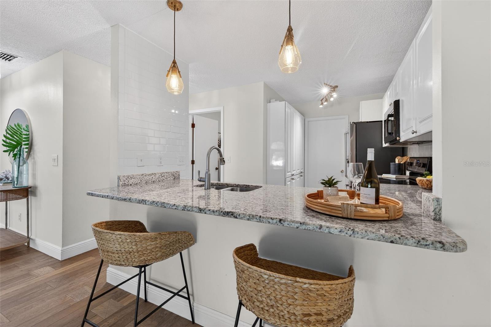 Image 14 of 46 For 713 Caya Costa Court Ne