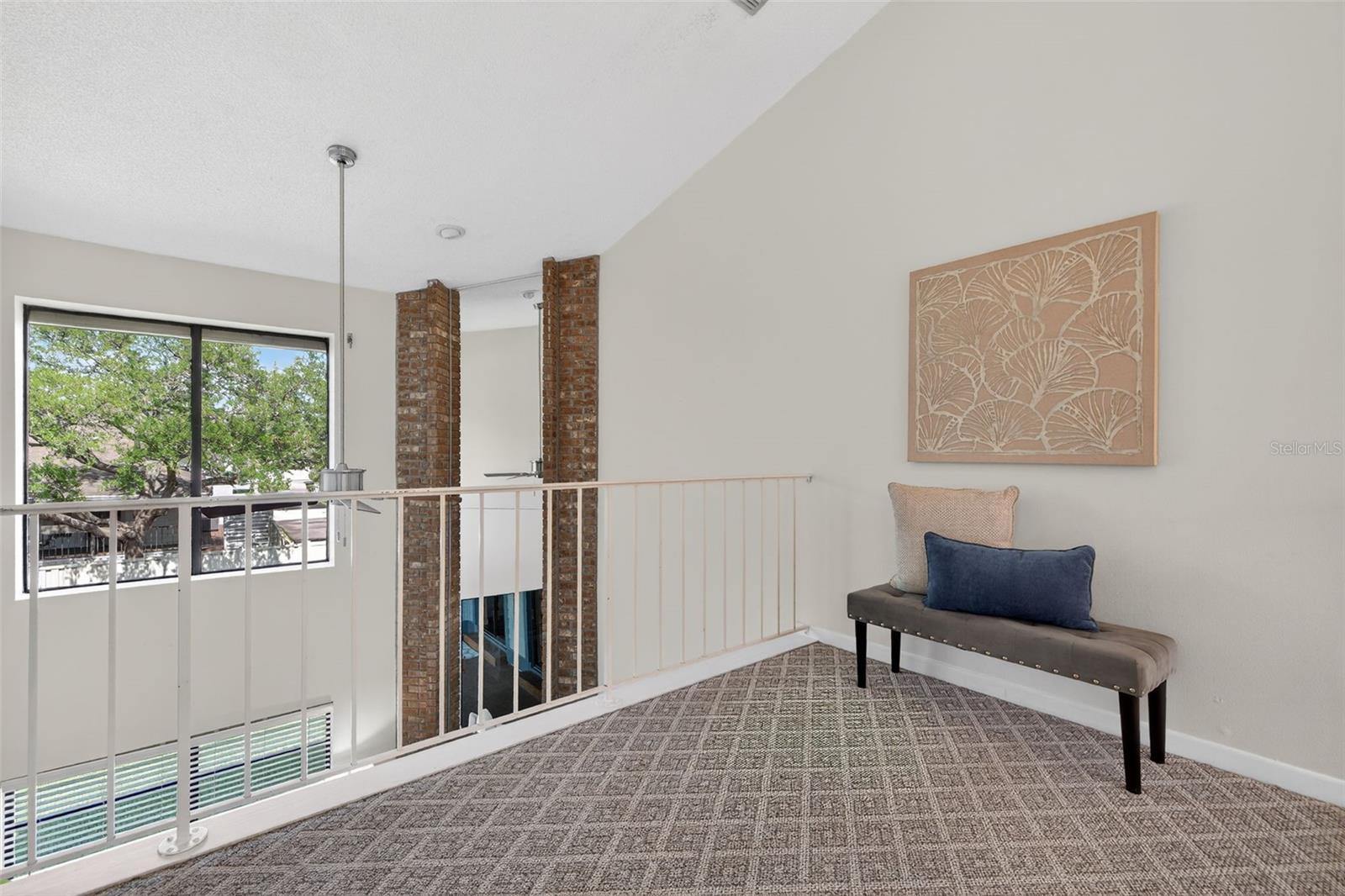 Image 21 of 46 For 713 Caya Costa Court Ne