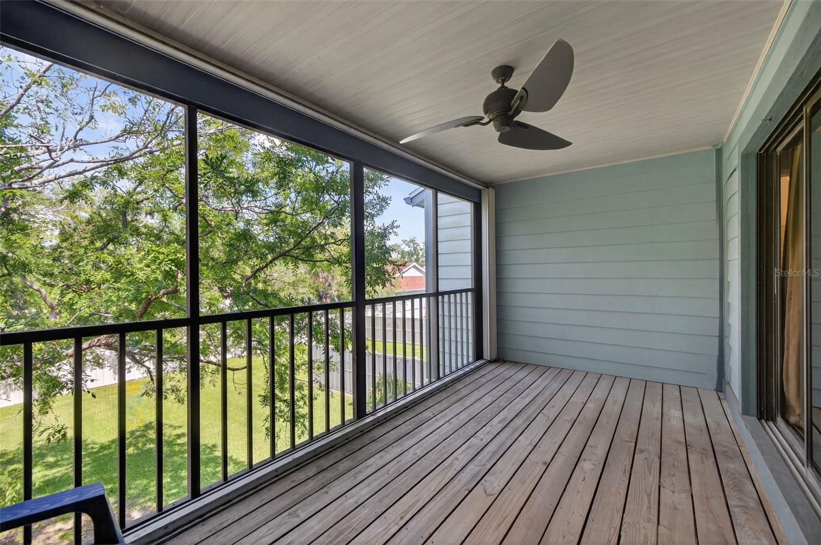 Image 31 of 46 For 713 Caya Costa Court Ne