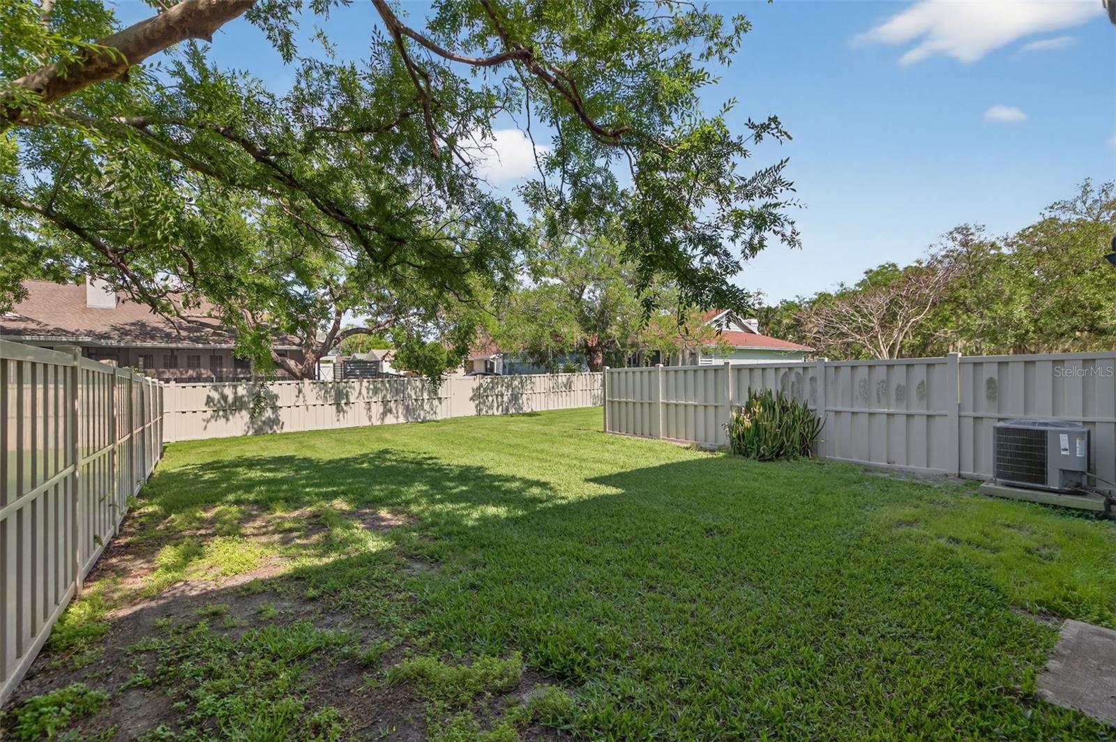 Image 35 of 46 For 713 Caya Costa Court Ne