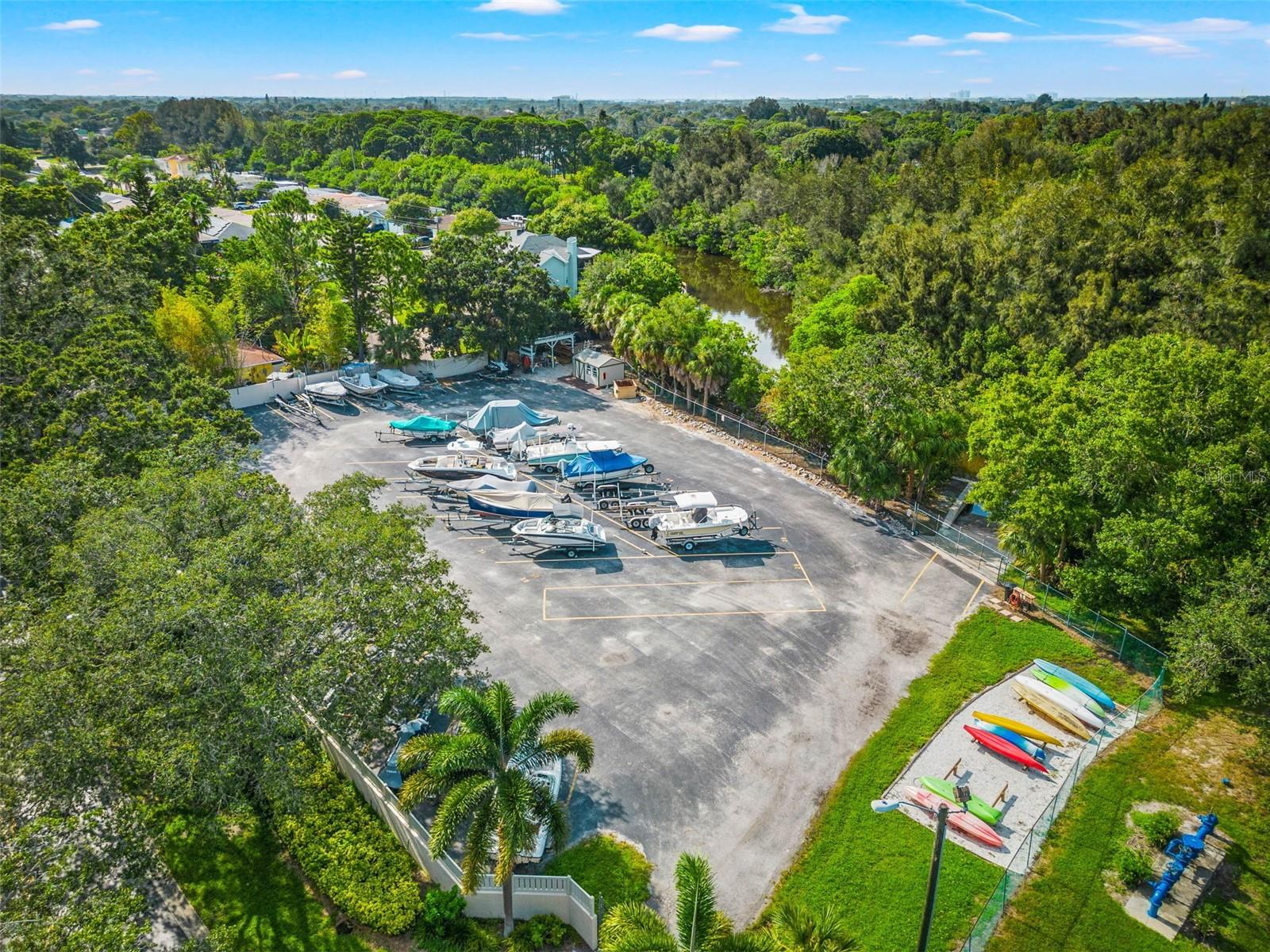 Image 39 of 46 For 713 Caya Costa Court Ne