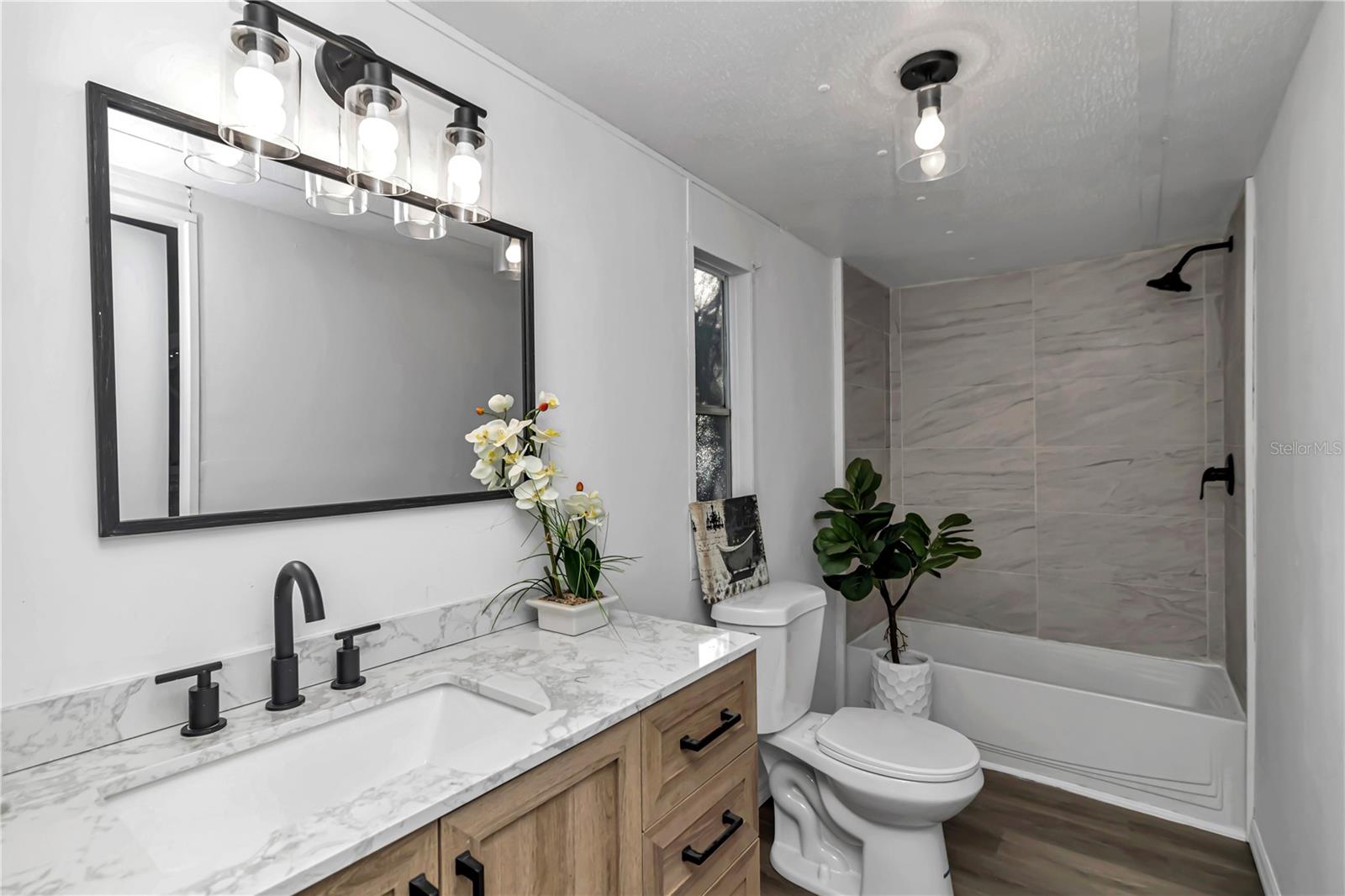 Image 7 of 8 For 1000 118th Terrace