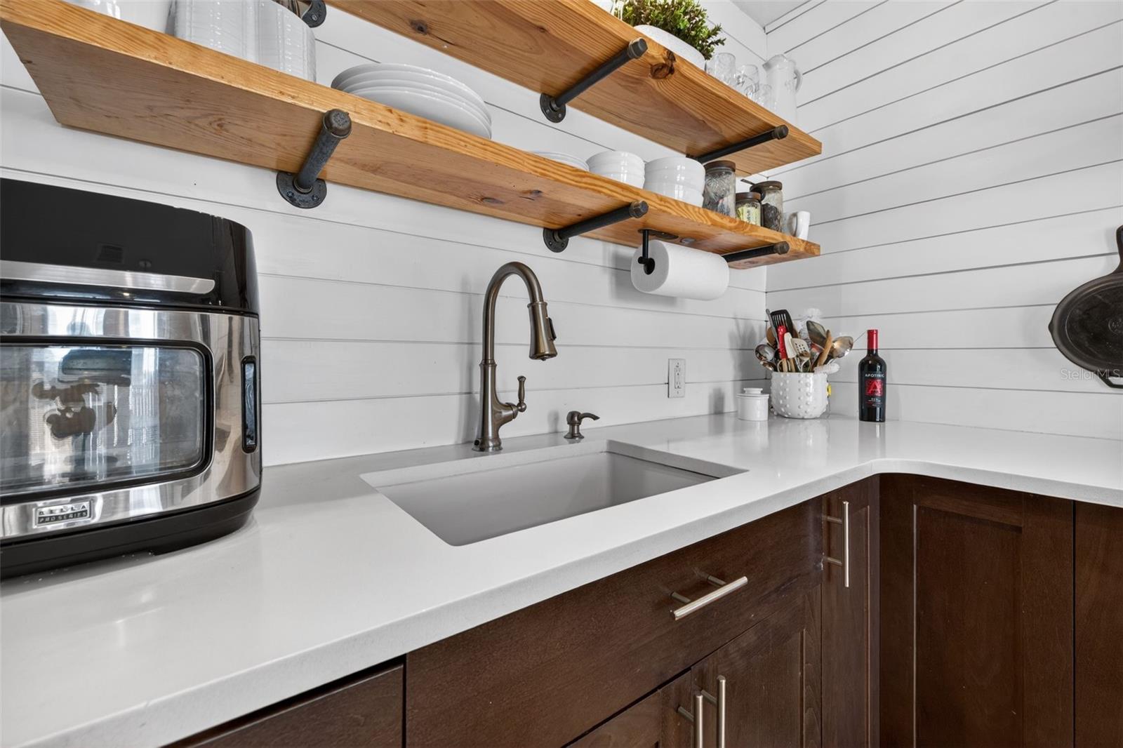 Image 13 of 30 For 2566 14th Avenue N