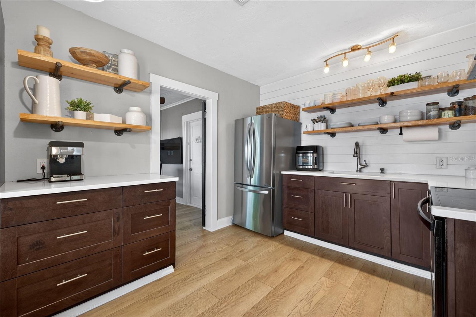 Image 8 of 30 For 2566 14th Avenue N