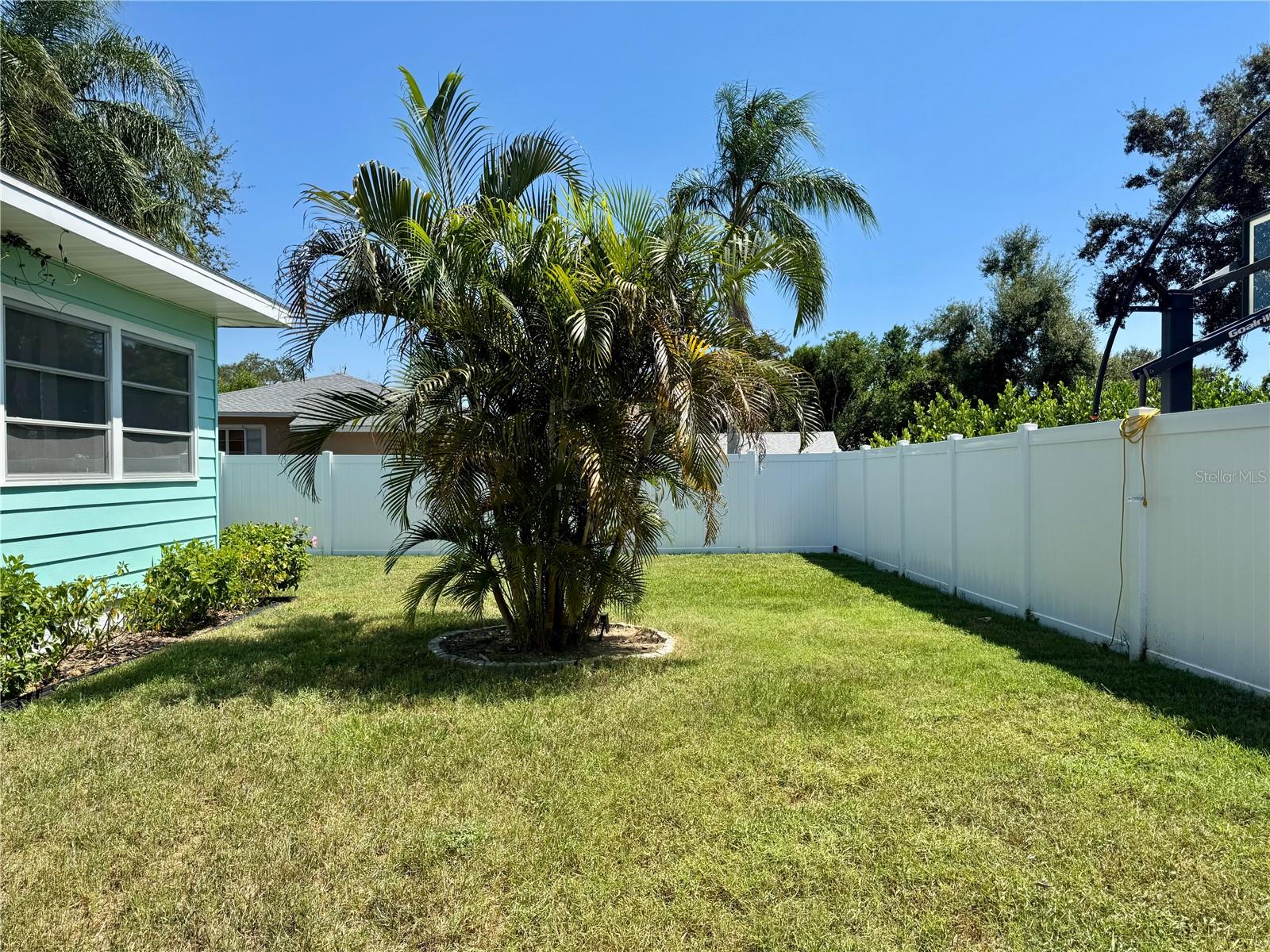 Image 21 of 30 For 637 Beltrees Street