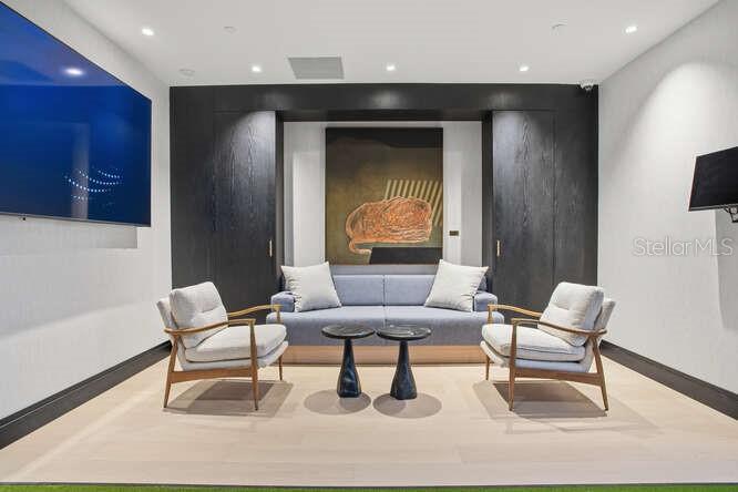 Image 20 of 36 For 3015 Ysabella Avenue 2401