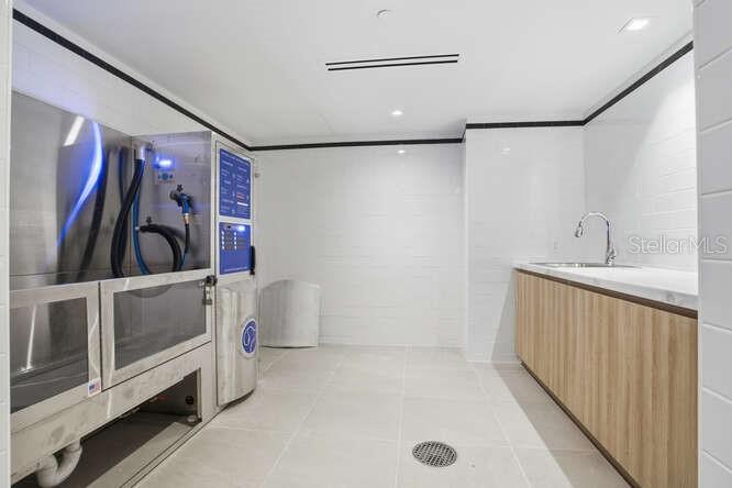 Image 22 of 36 For 3015 Ysabella Avenue 2401