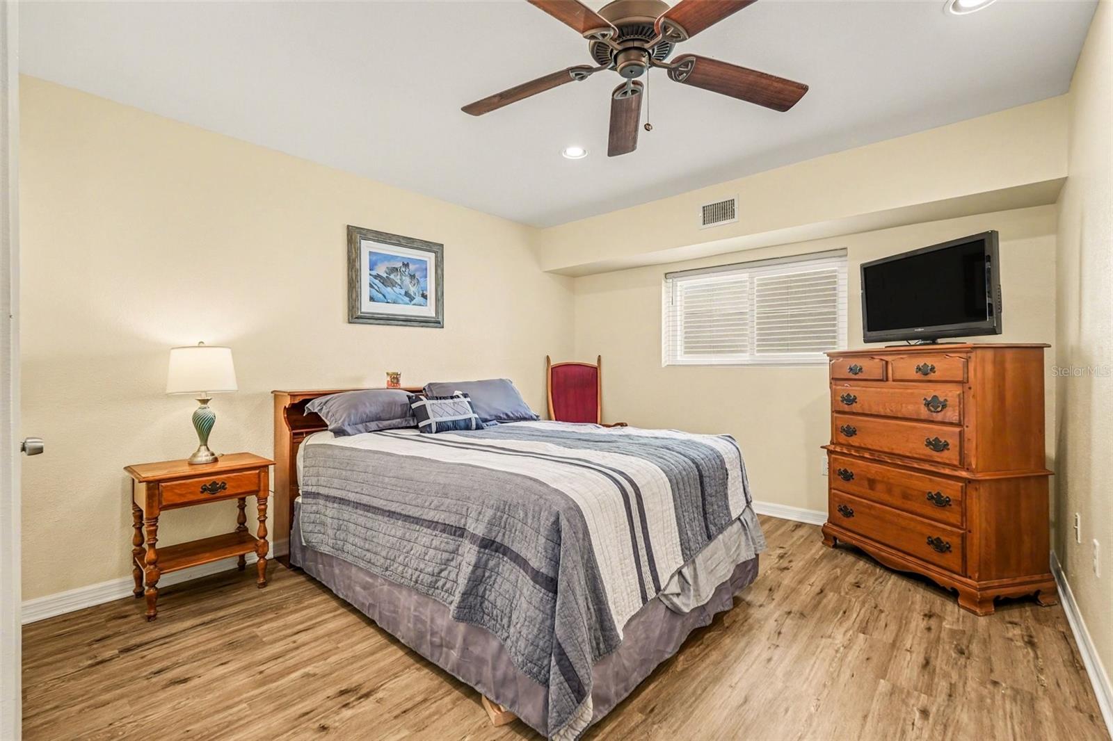 Image 16 of 36 For 6340 Spoonbill Drive