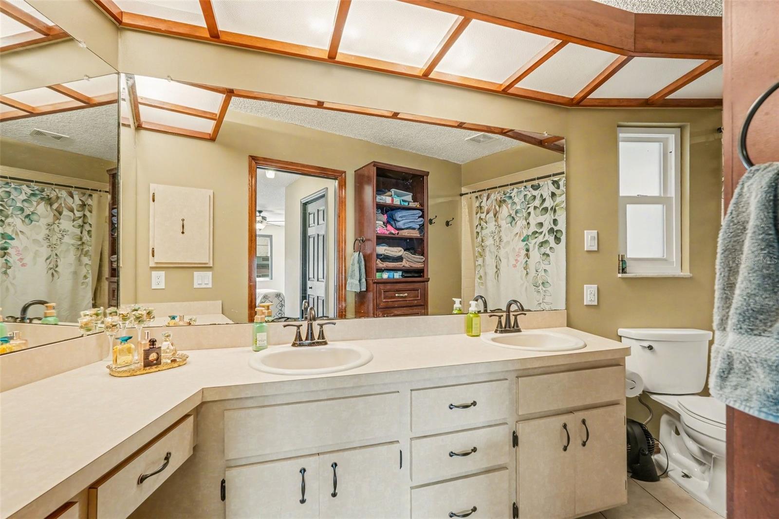 Image 31 of 36 For 6340 Spoonbill Drive