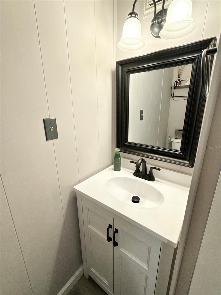 Image 15 of 19 For 7213 Mount Essex Drive Ne 514