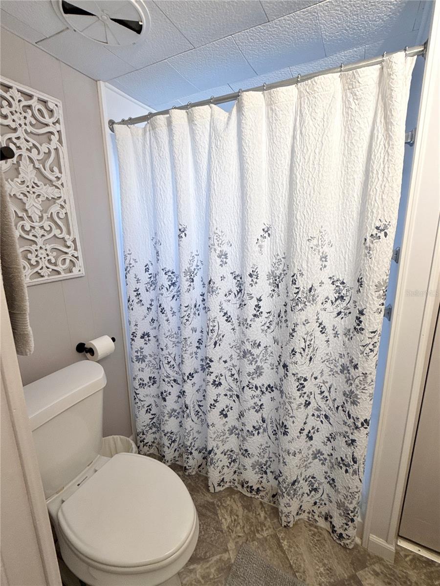 Image 18 of 19 For 7213 Mount Essex Drive Ne 514