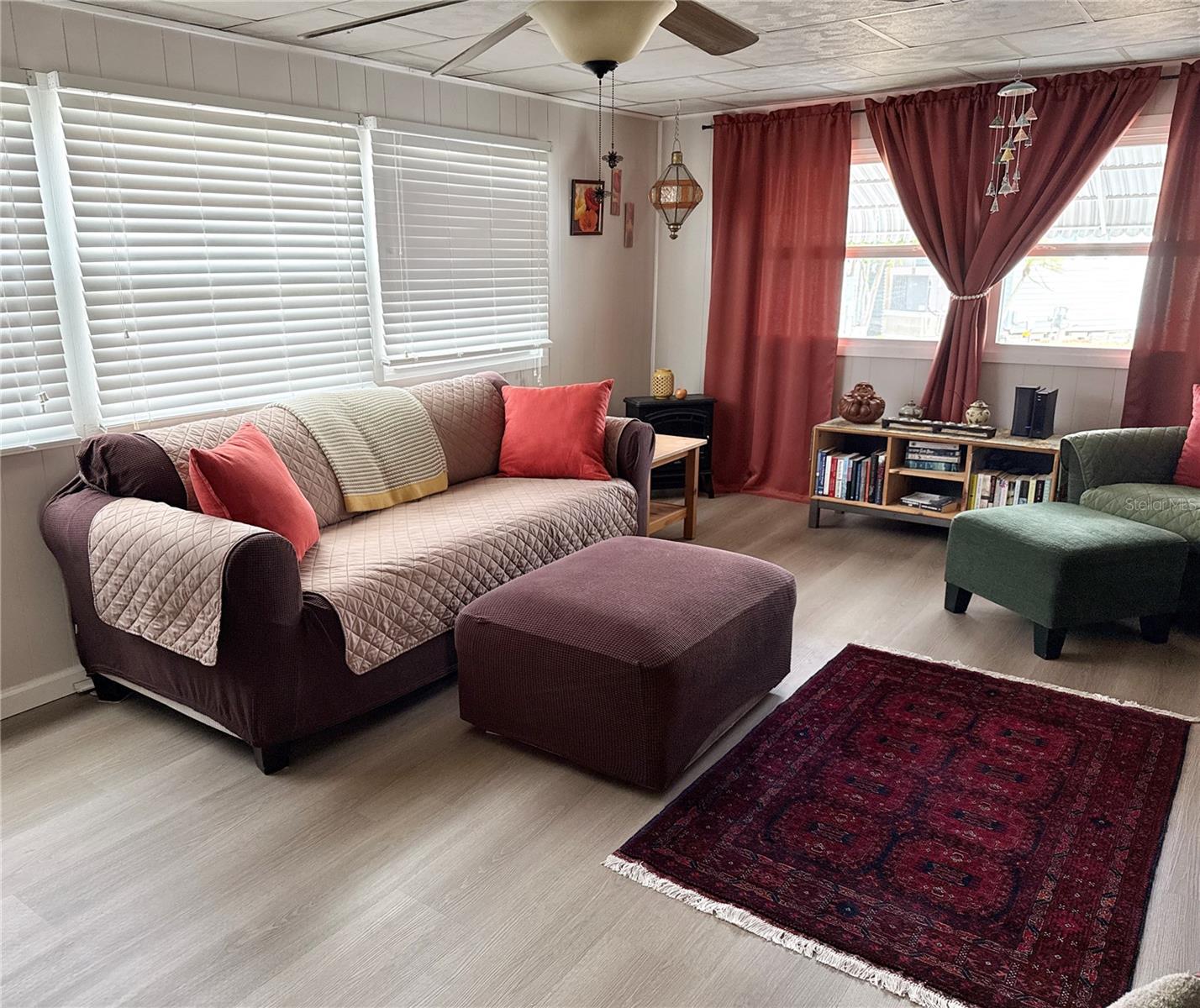 Image 4 of 19 For 7213 Mount Essex Drive Ne 514