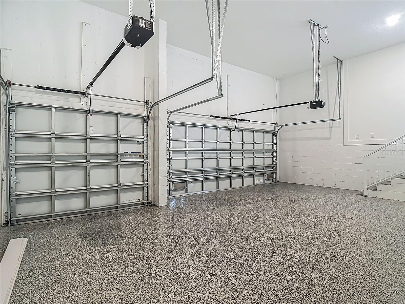 Listing photo id 76 for 4614 Euclid Avenue