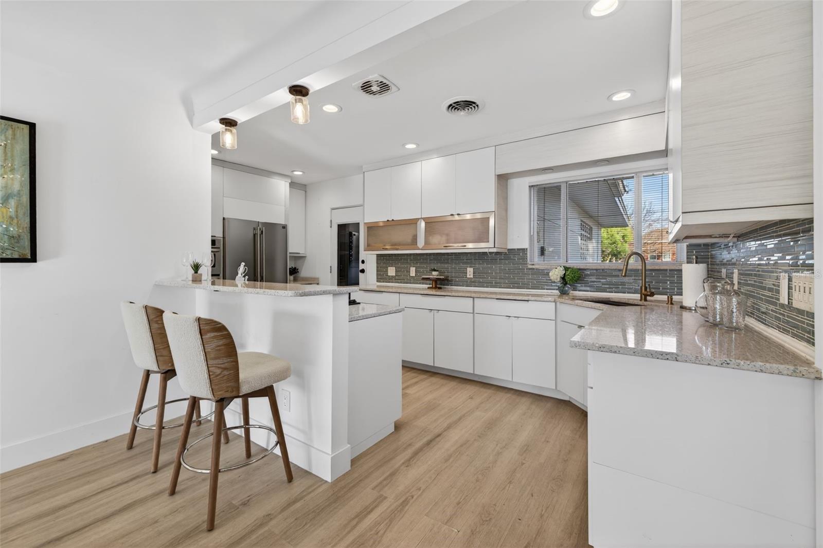 Image 15 of 54 For 490 Coffee Pot Riviera Ne