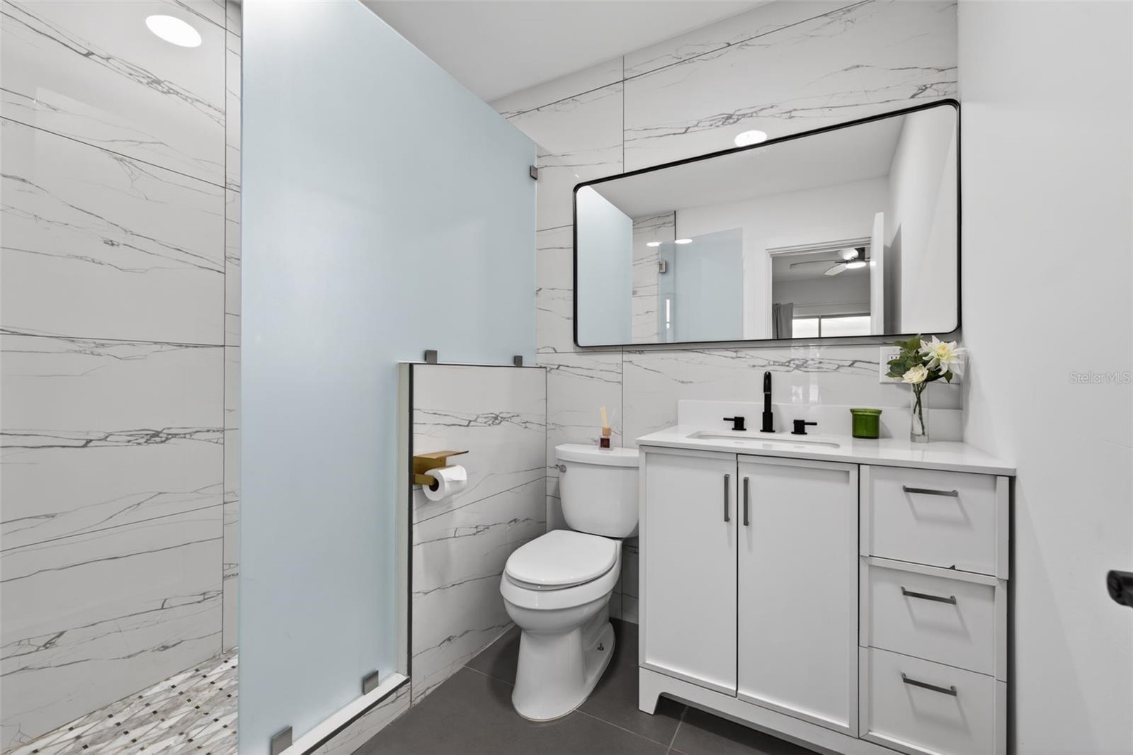 Image 29 of 54 For 490 Coffee Pot Riviera Ne