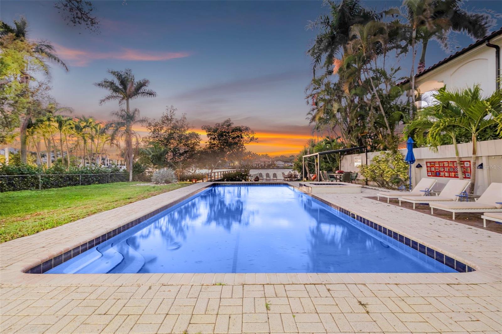 Image 4 of 54 For 490 Coffee Pot Riviera Ne