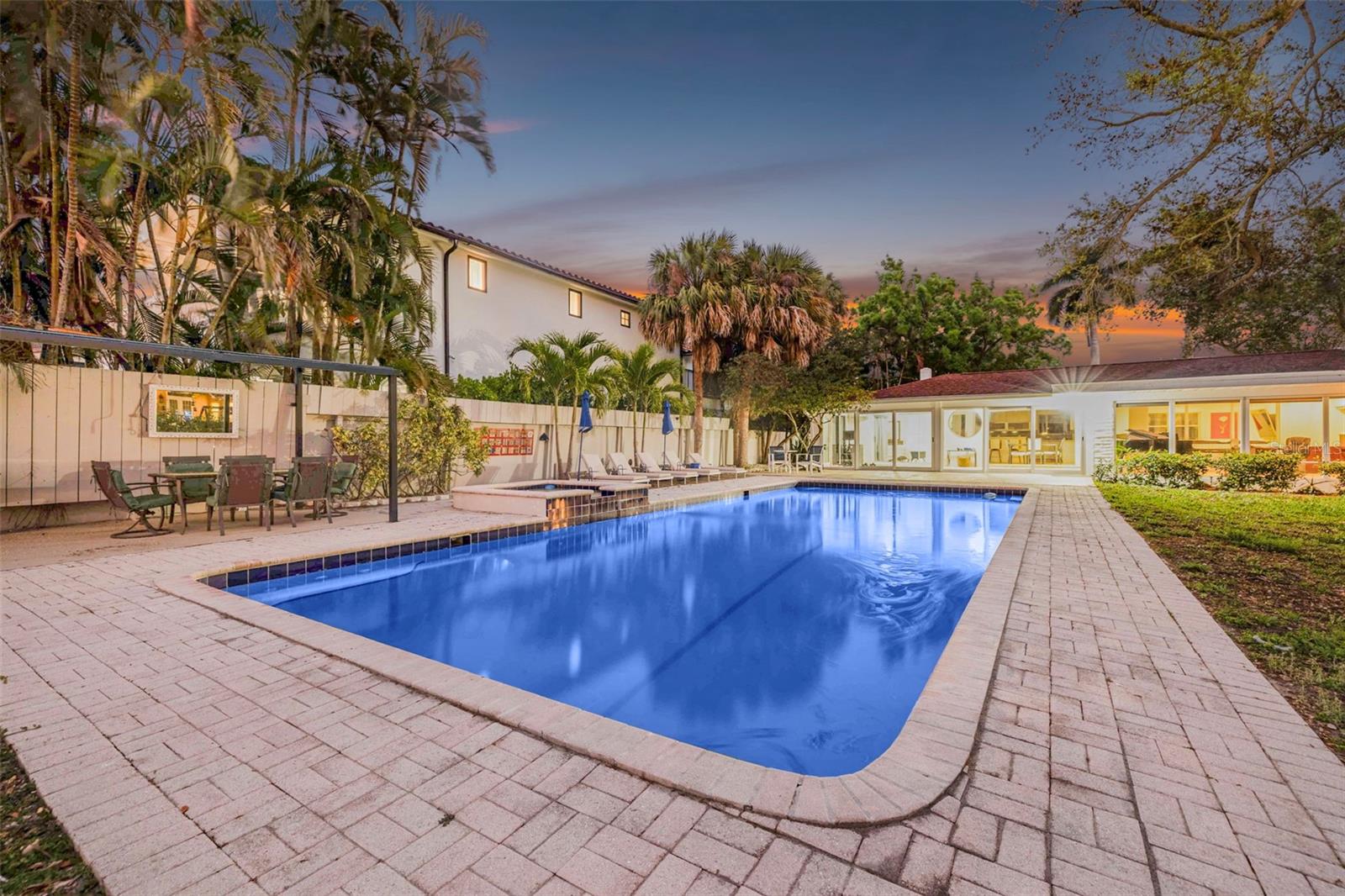 Image 47 of 54 For 490 Coffee Pot Riviera Ne