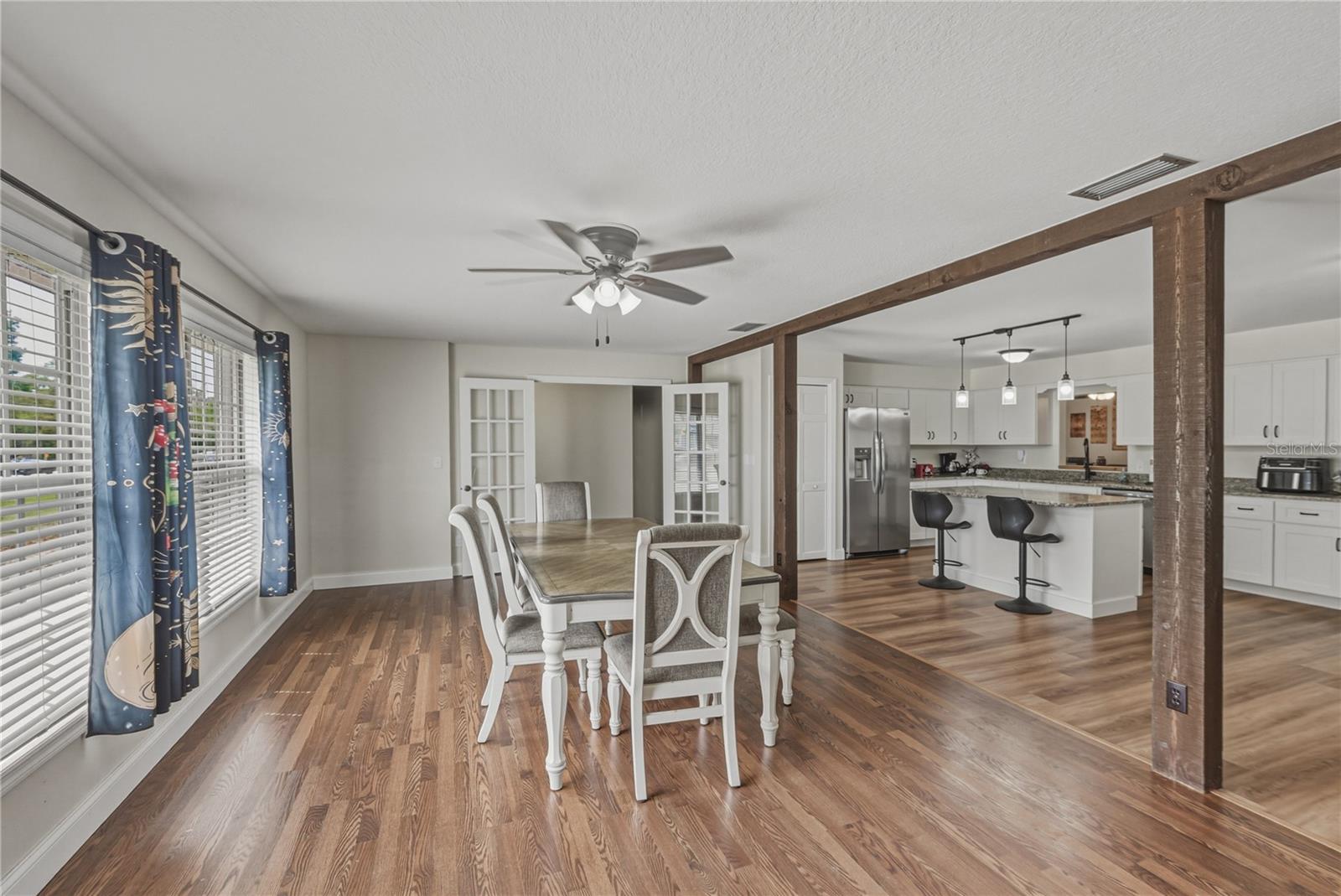 Image 23 of 74 For 609 Pipkin Road