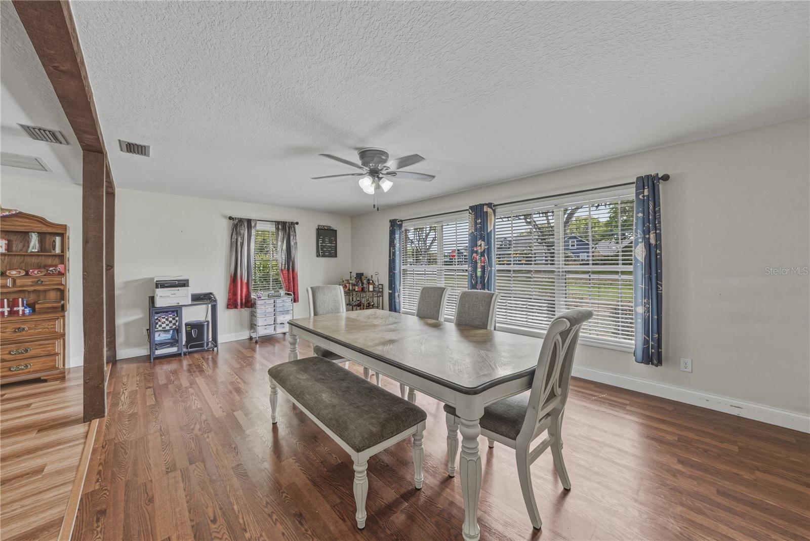 Image 26 of 74 For 609 Pipkin Road