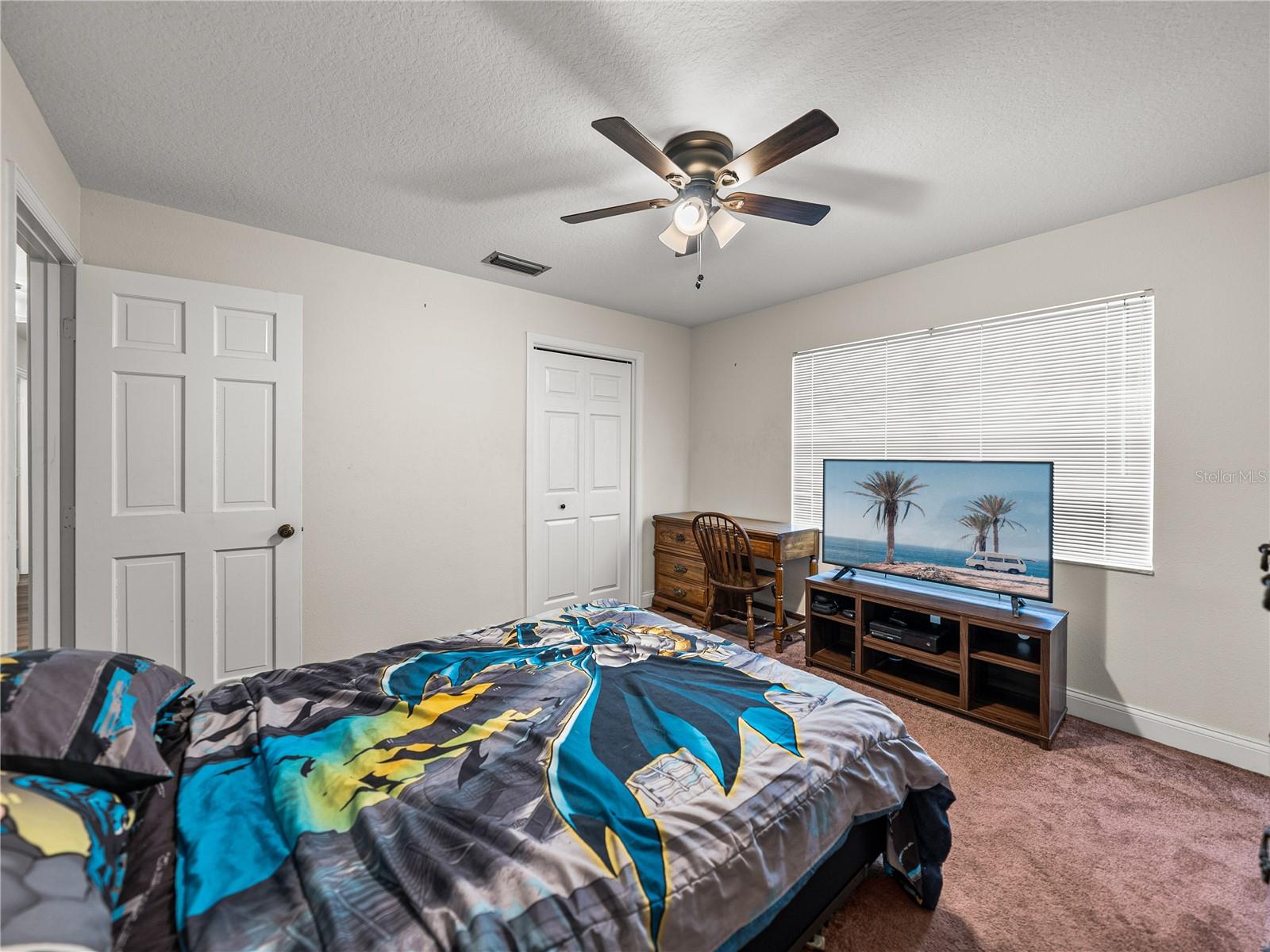 Image 38 of 74 For 609 Pipkin Road