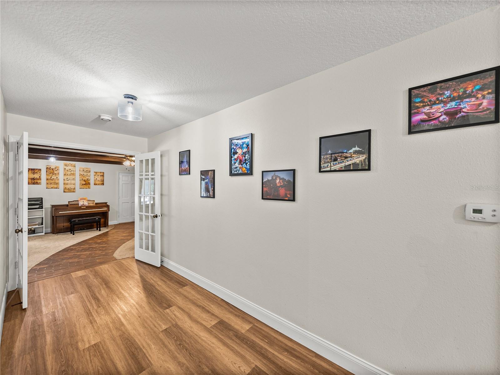 Image 9 of 74 For 609 Pipkin Road