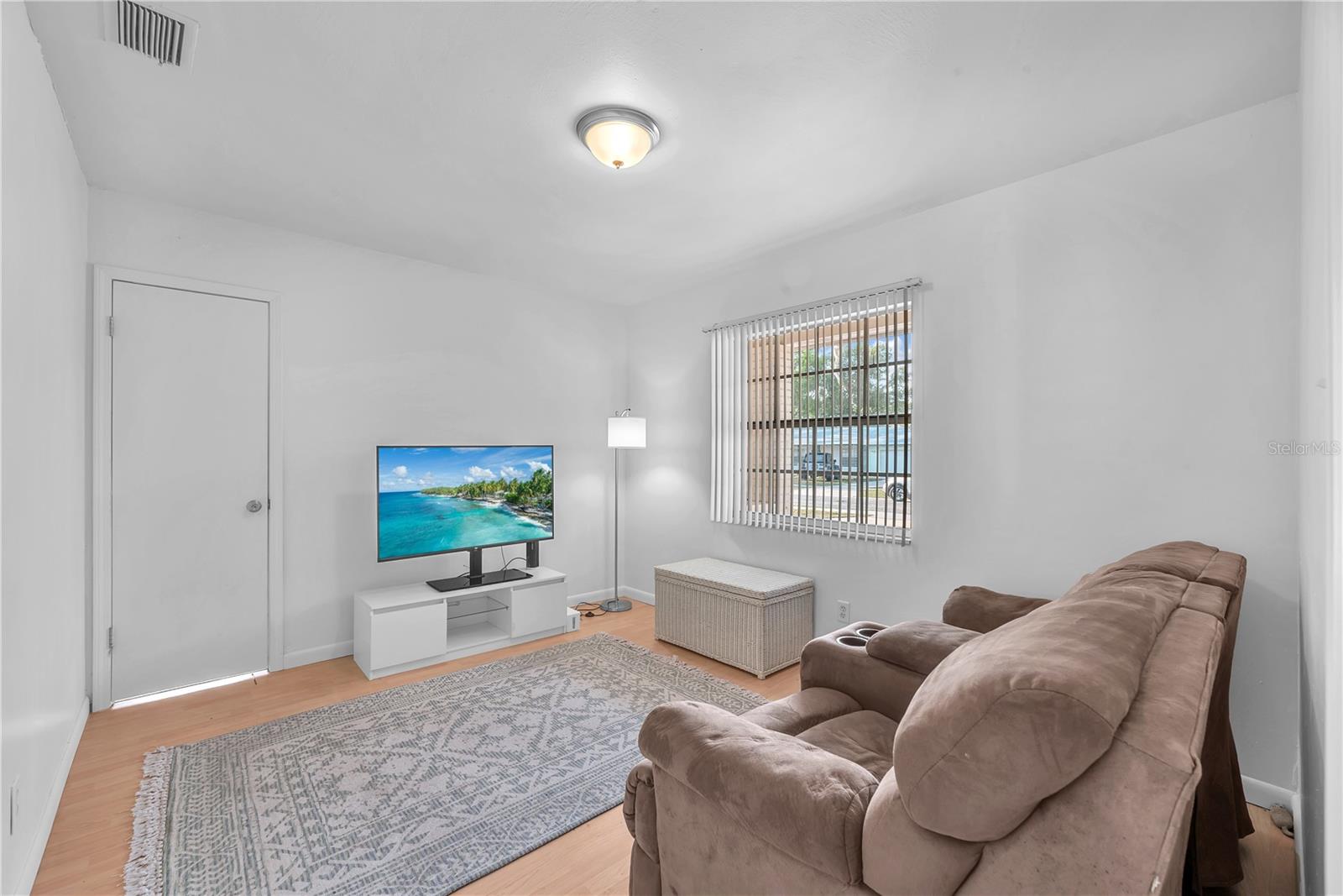 Image 11 of 29 For 1001 Hallwood Loop