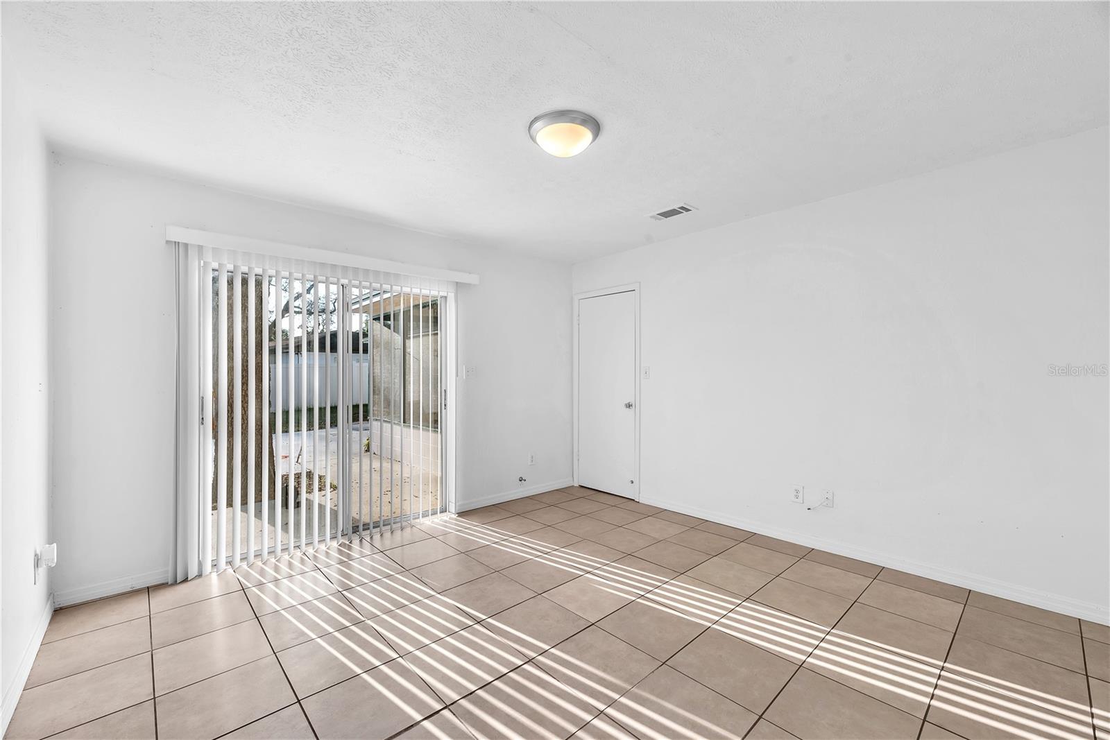 Image 17 of 29 For 1001 Hallwood Loop