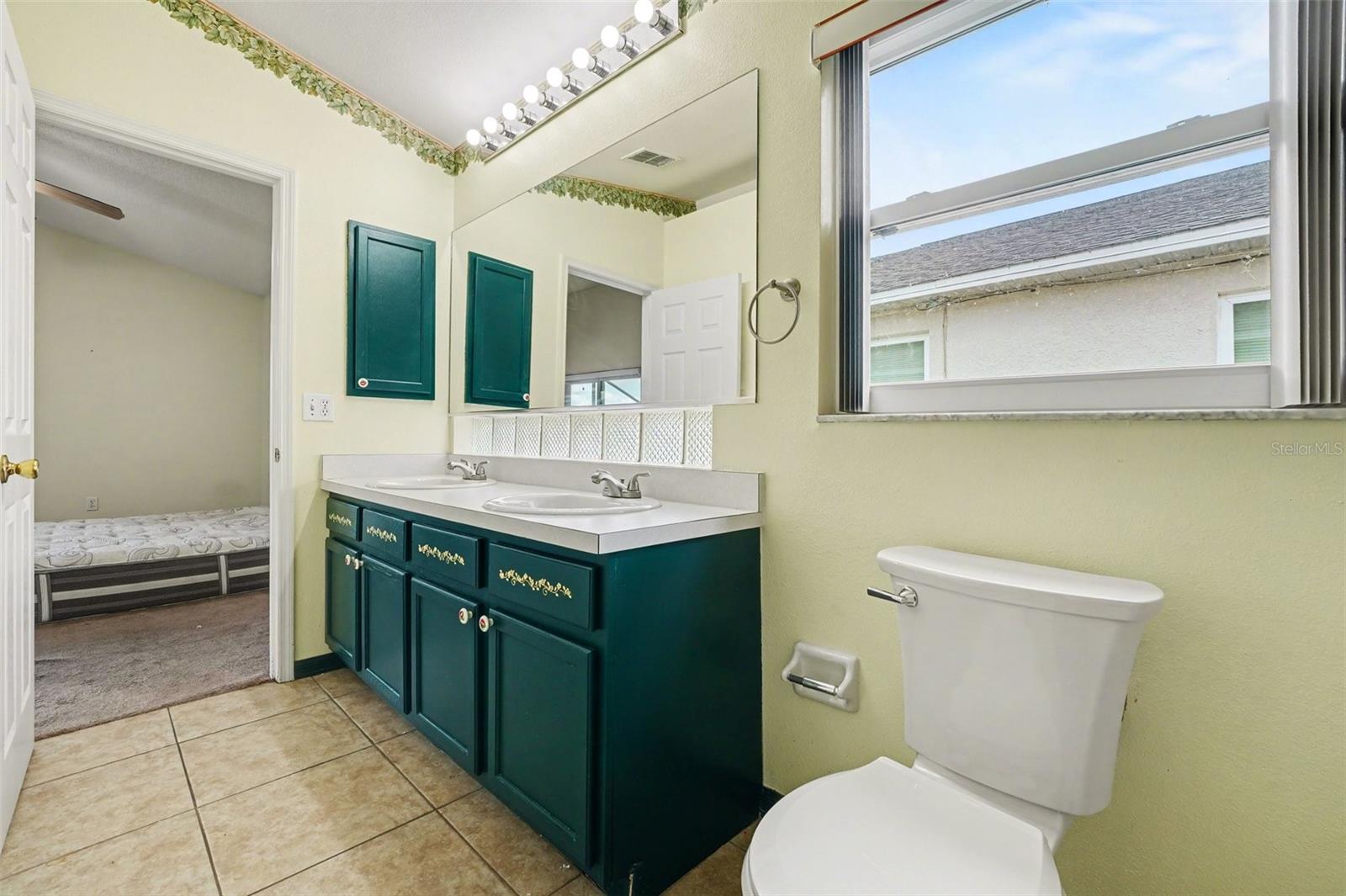 Image 22 of 35 For 162 Canary Island Circle