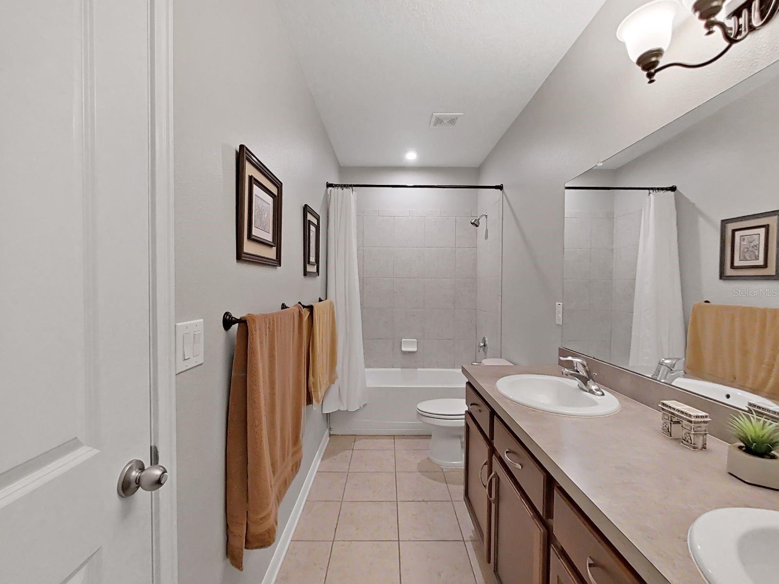 Image 15 of 37 For 14066 Finsbury Drive